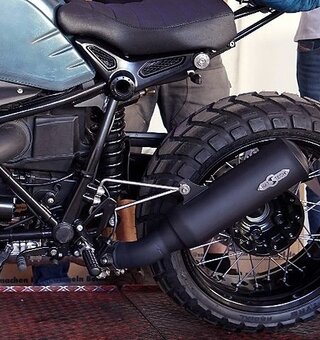 Hattech PureCraft Auspuffhalter - Edelstahl glasperlgestrahlt - passend fr alle BMW NineT EURO 3 und EURO 4