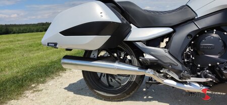 Hattech exhaust k1600 hotsell
